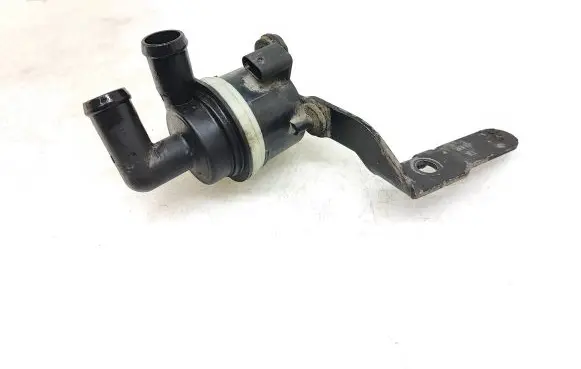 Volkswagen Caddy Electric auxiliary coolant/water pump 5N0965561A