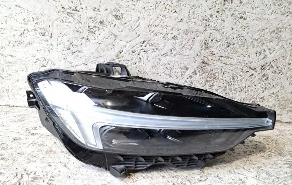 Volvo XC60 Headlight/headlamp 32342515