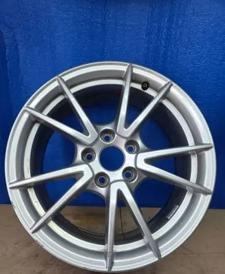 Audi A5 R17 alloy rim 8B3601025A