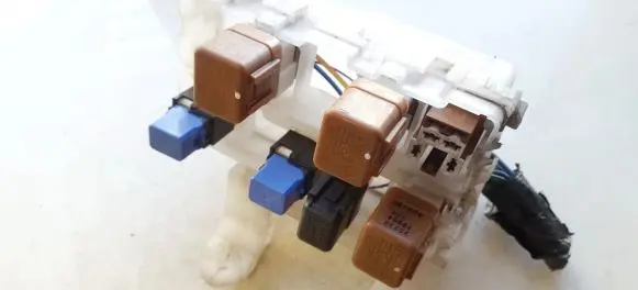 Nissan X-Trail T30 Fuse box set