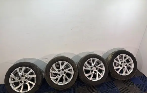 Toyota Auris E180 R16 alloy rim 