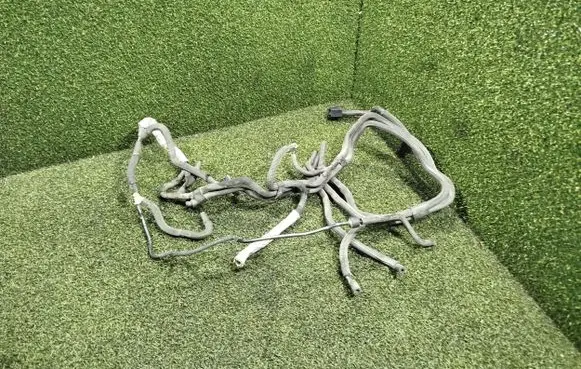 Renault Trafic III (X82) Engine coolant pipe/hose 149566740R 149572548R