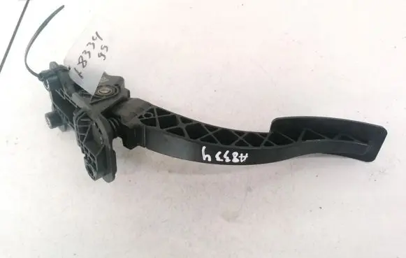 Chrysler Sebring (ST-22 - JR) Accelerator throttle pedal 04891585AB