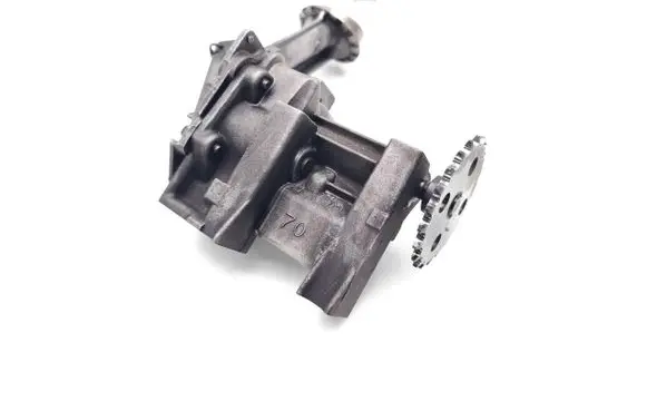 Renault Scenic III - Grand scenic III Oil pump 8200307174 7700600532