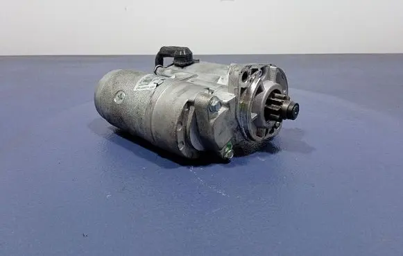 KIA Carens II Starter motor STX200093R
