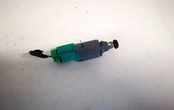 Renault Megane III Brake pedal sensor switch 253250007r