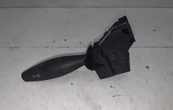 Ford Focus Light switch