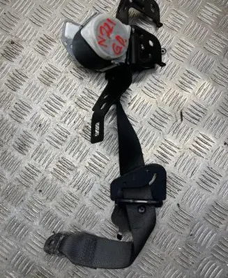 Subaru Legacy Rear seatbelt