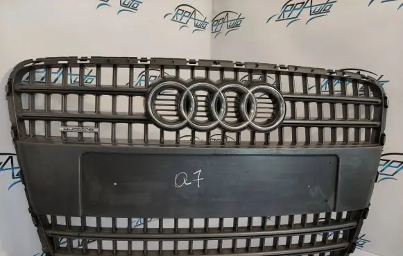 Audi Q7 4L Front grill 4LO853651