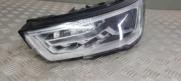 Audi A1 Headlight/headlamp 8XA941005 1090074