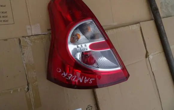 Dacia Sandero Rear/tail lights 8200734825 62421001