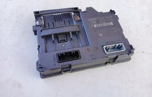 Renault Clio IV Ignition lock contact 285904740R