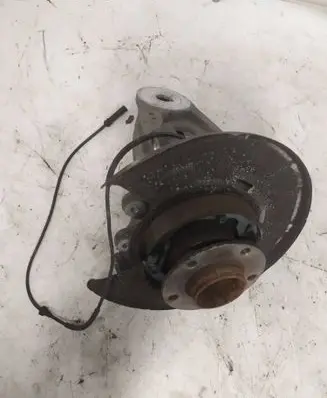 BMW X6 M Rear wheel hub 6770984 A3560