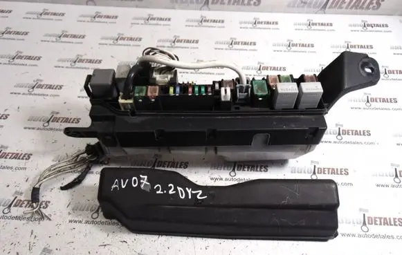 Toyota Avensis T250 Fuse box set