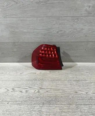 BMW 3 E90 E91 Rear/tail lights 7289425