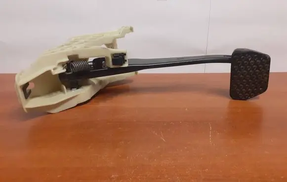 BMW X6 E71 Brake pedal 6791901 6770693