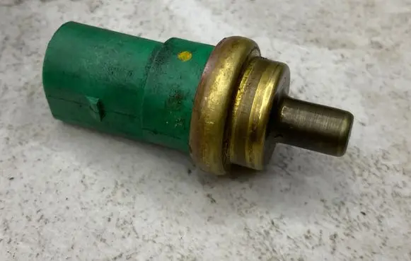 Coolant temperature sensor
