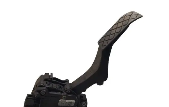 Volkswagen PASSAT B7 Accelerator throttle pedal 7H1721503 6PV00849503