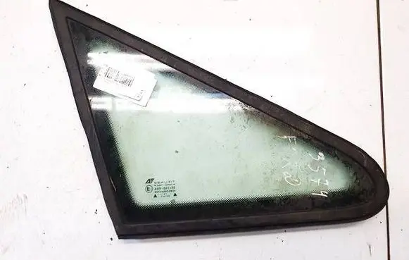 Ford Galaxy Front door vent window glass four-door as2