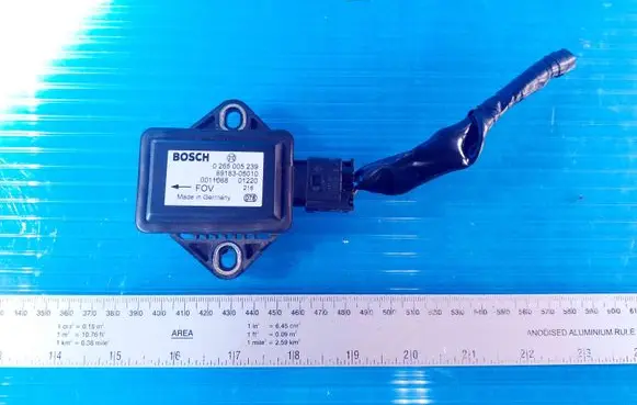 Toyota Avensis T220 ESP acceleration yaw rate sensor 1275100354 0265005239