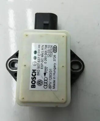 Audi A4 S4 B8 8K ESP acceleration yaw rate sensor 8K0907637C 0265005738