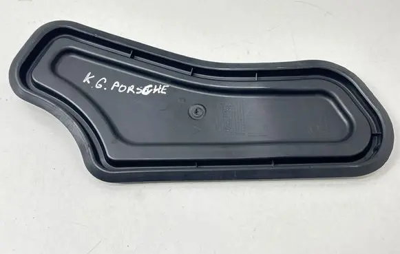 Porsche Macan (95B) Other rear door trim element 95B839915D