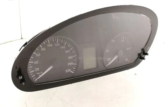 Mercedes-Benz Vito Viano W639 Speedometer (instrument cluster) A6399001301