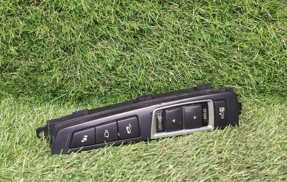 BMW 5 F10 F11 Central console control unit 9202949 920294902