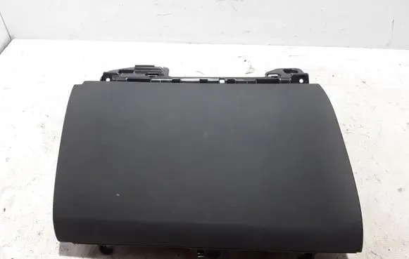 Volvo XC90 Glove box 31363669