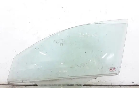 Mazda 3 I Front door window glass four-door