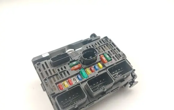 Citroen C4 I Fuse box set 9661682980