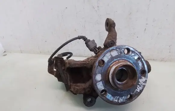 Seat Altea XL Front wheel hub