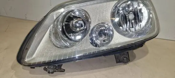 Volkswagen Touran I Headlight/headlamp 2K0941005B 20011002A 4VEX13006AF