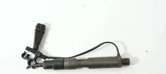 Audi A3 S3 8P Fuel injector 028130202Q