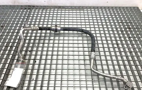 BMW 5 G30 G31 G38 Air conditioning (A/C) pipe/hose 9875454