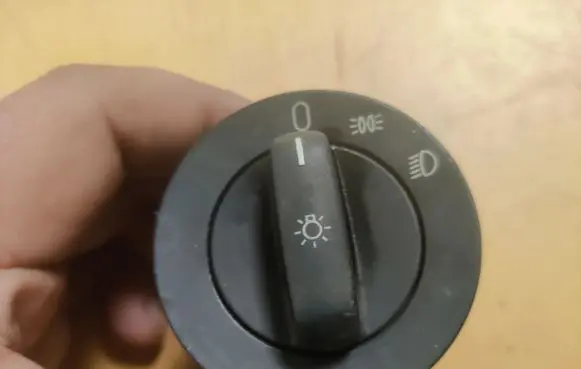 BMW 5 E39 Light switch 530893 61318363683 8363683