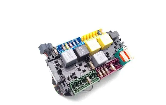Mercedes-Benz Vito Viano W447 Fuse module