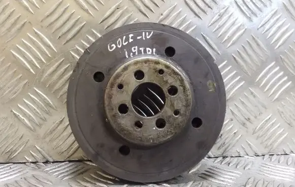 Volkswagen Golf IV Crankshaft pulley 038105243