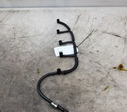 Volvo V60 Fuel return line/hose 31321198 0445130003