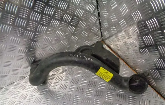 Nissan Note (E11) Air intake hose/pipe