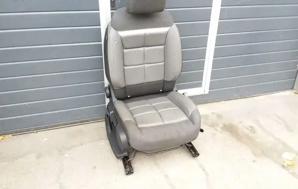 Front passenger seat