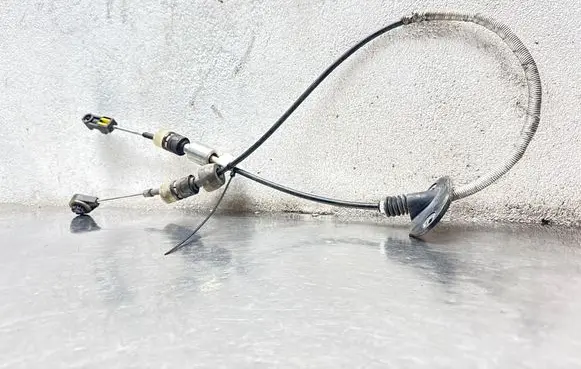 Volvo S80 Gear shift cable linkage 31259082