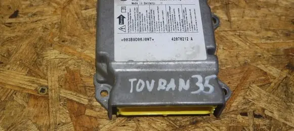 Volkswagen Touran I Airbag control unit/module 1T0909605D