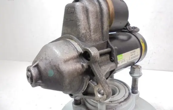 Opel Corsa C Starter motor 09130838