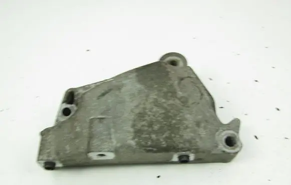 Citroen C3 Engine mounting bracket 9636977280