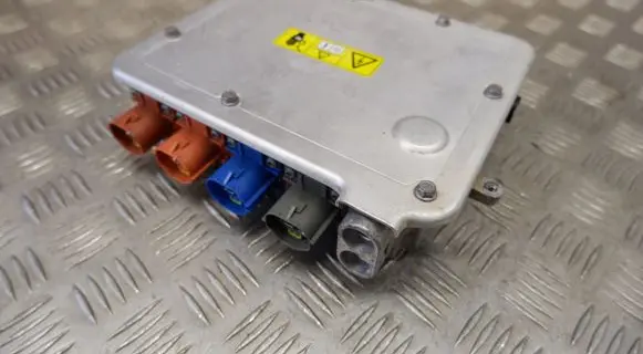 Tesla Model S Voltage converter inverter 102884301C