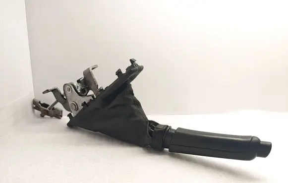 Handbrake/parking brake lever assembly
