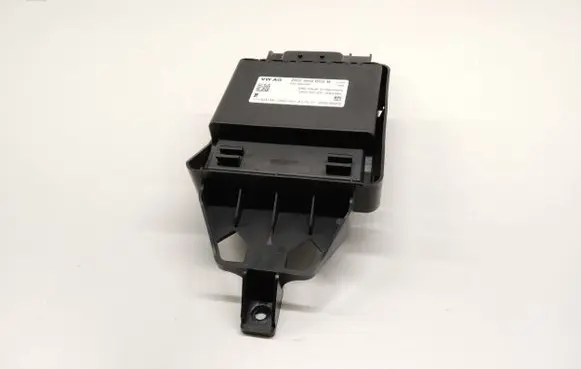 Audi A6 S6 C7 4G Voltage converter/converter module 8K0959663B 111004109
