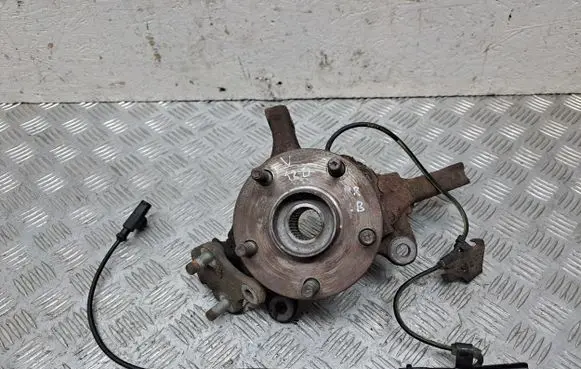 Toyota Verso Front wheel hub 4355002020 0182ACA30MF