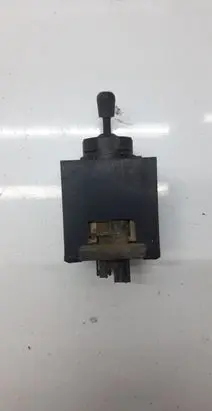 Ford Maverick Wing mirror switch 84FB18972AA